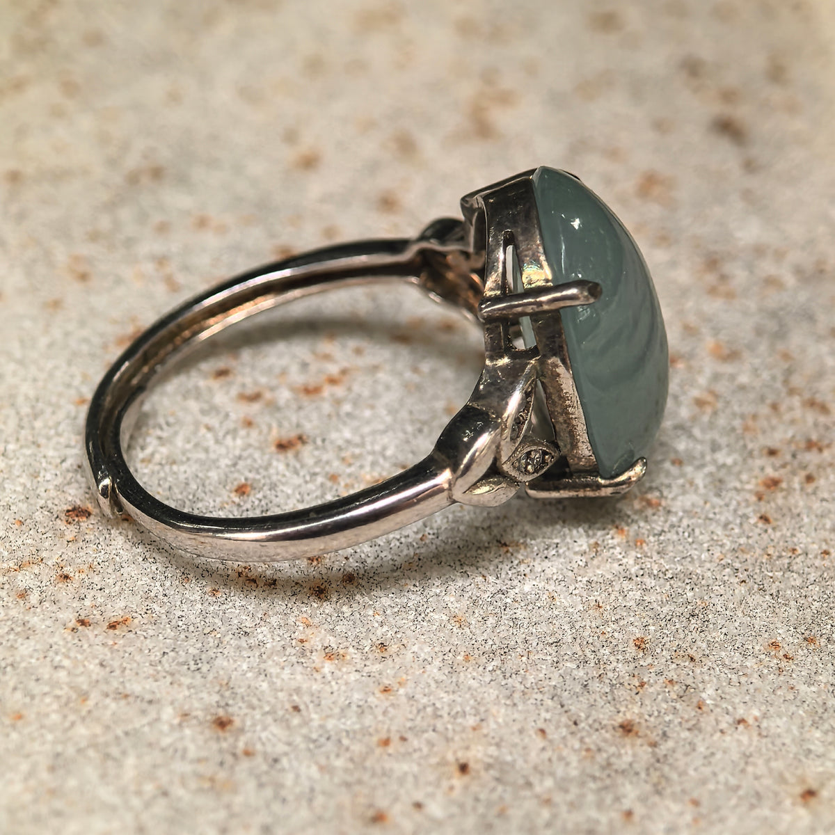 Icy Glutinous Lake Green Oval Jadeite Ring -US8 Adjustable