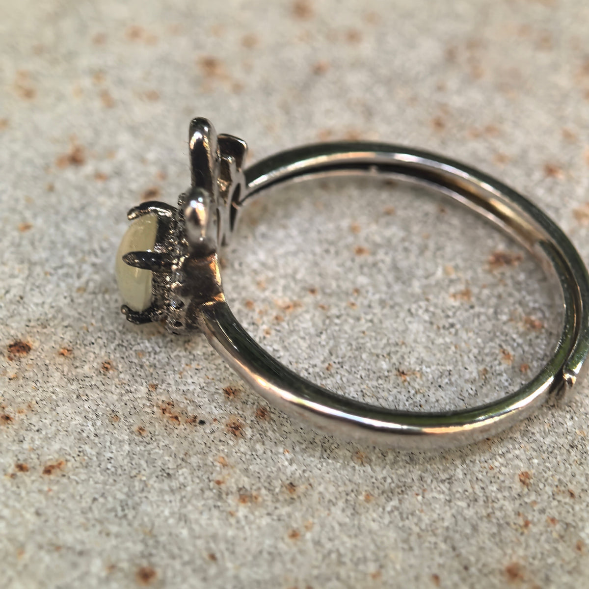 Icy Glutinous White Jadeite Rabbit Ring -US7.5 Adjustable