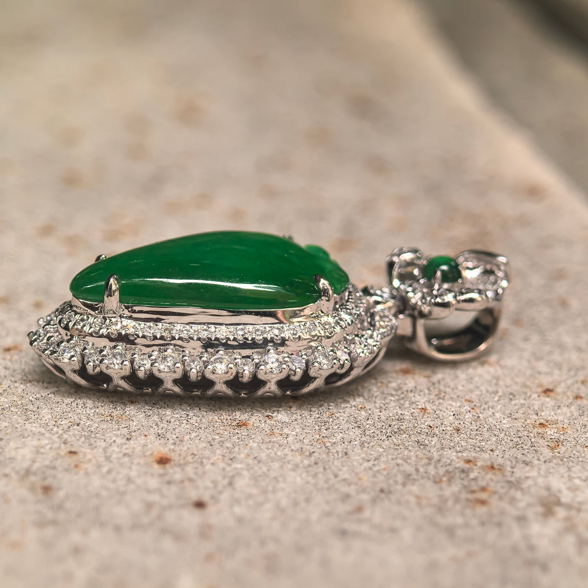 Icy Glutinous Bright Green Pear-Shaped Jadeite Pendant