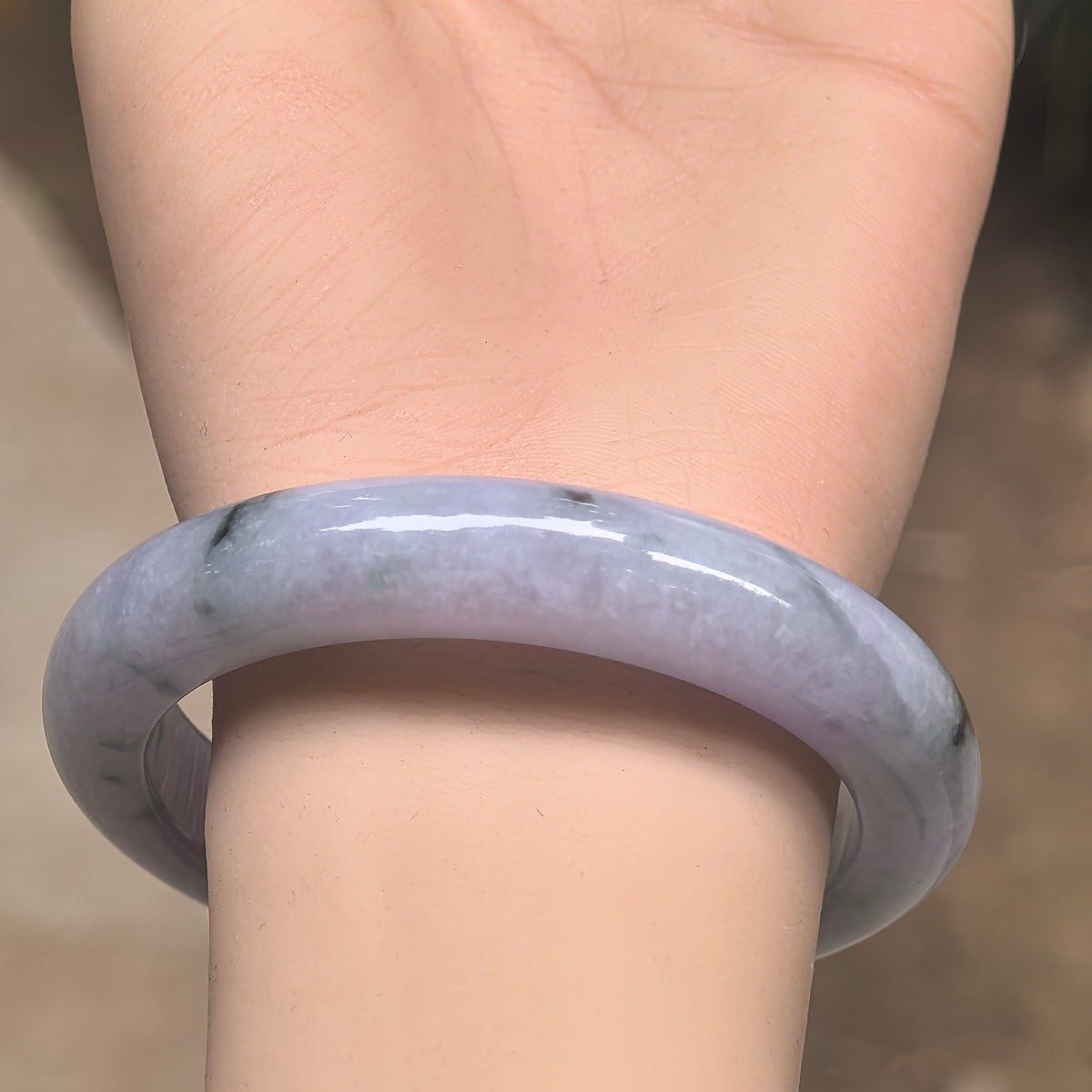 Glutinous Pale Lavender D-Shape Jadeite Bangle with Dark Patterns -57mm
