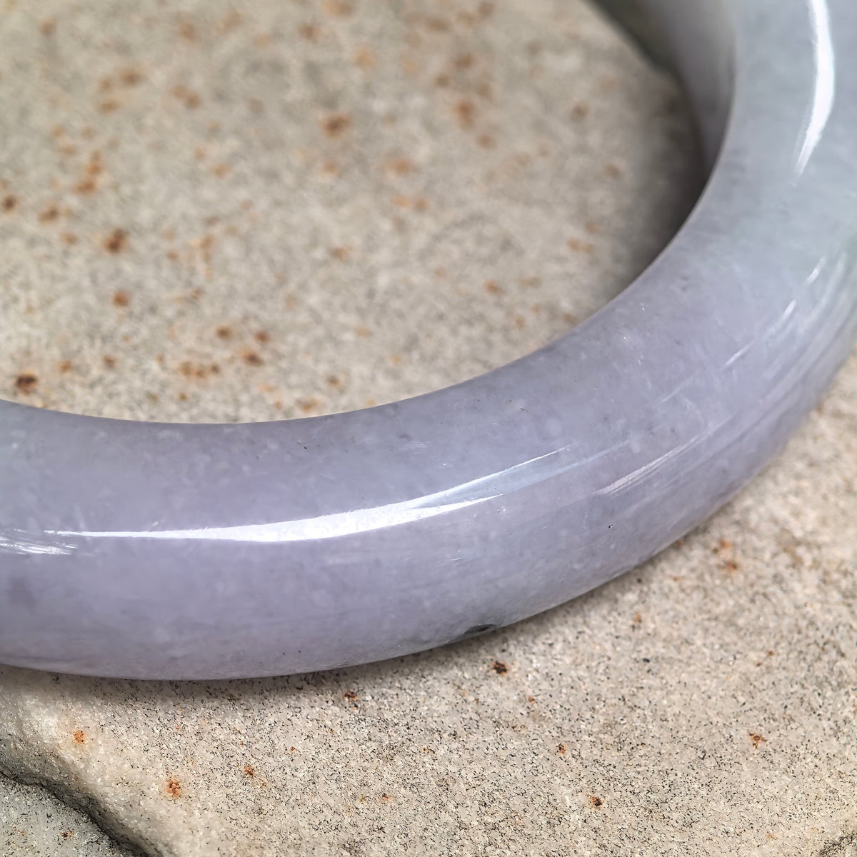 Glutinous Pale Lavender D-Shape Jadeite Bangle with Dark Patterns -57mm