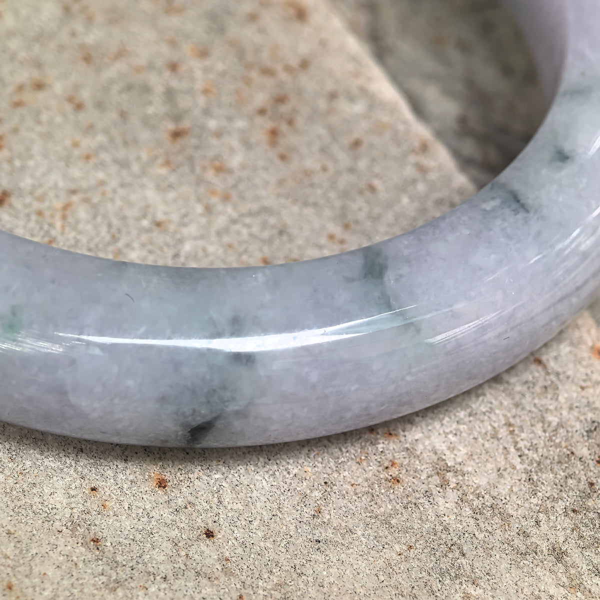Glutinous Pale Lavender D-Shape Jadeite Bangle with Dark Patterns -57mm