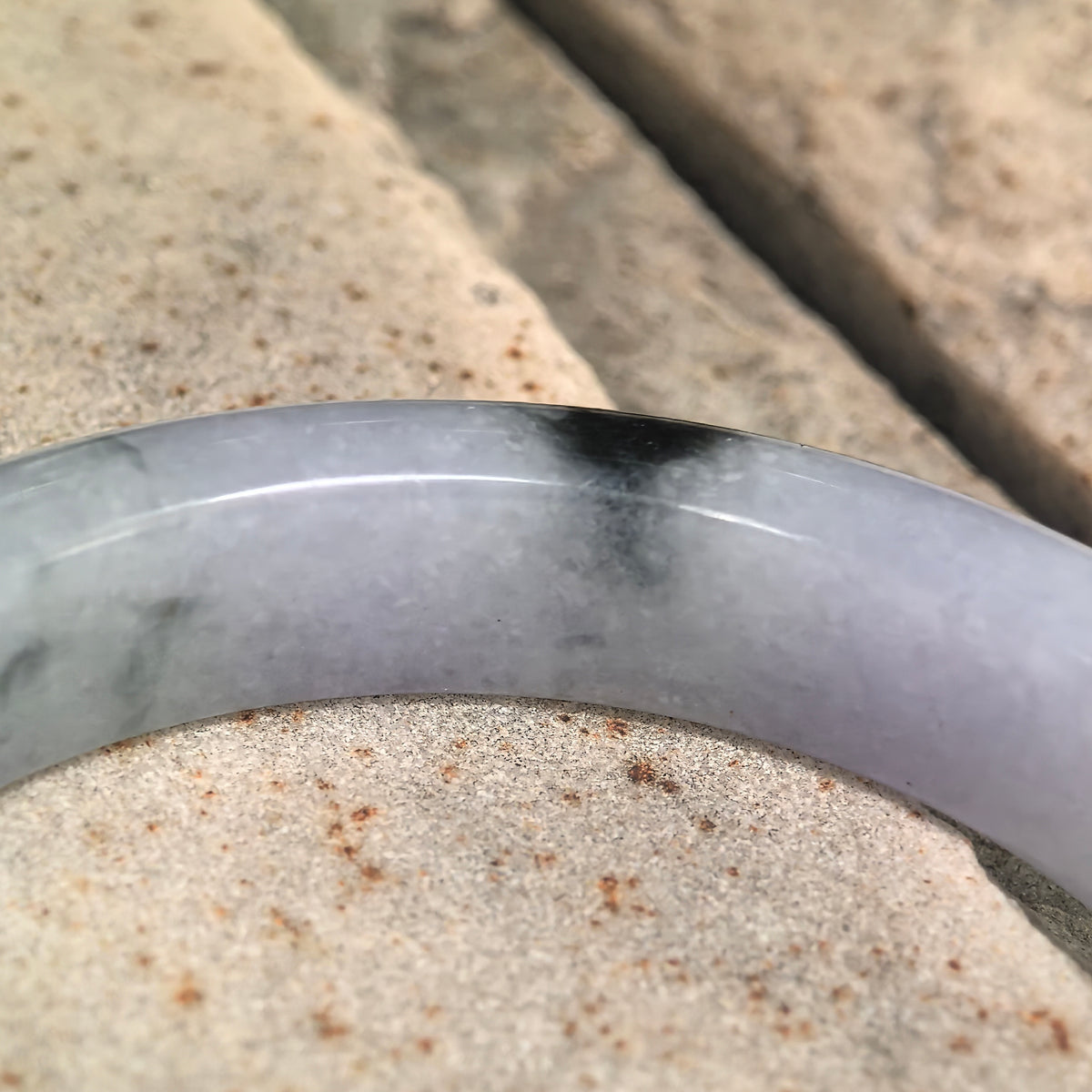 Glutinous Pale Lavender D-Shape Jadeite Bangle with Dark Patterns -57mm