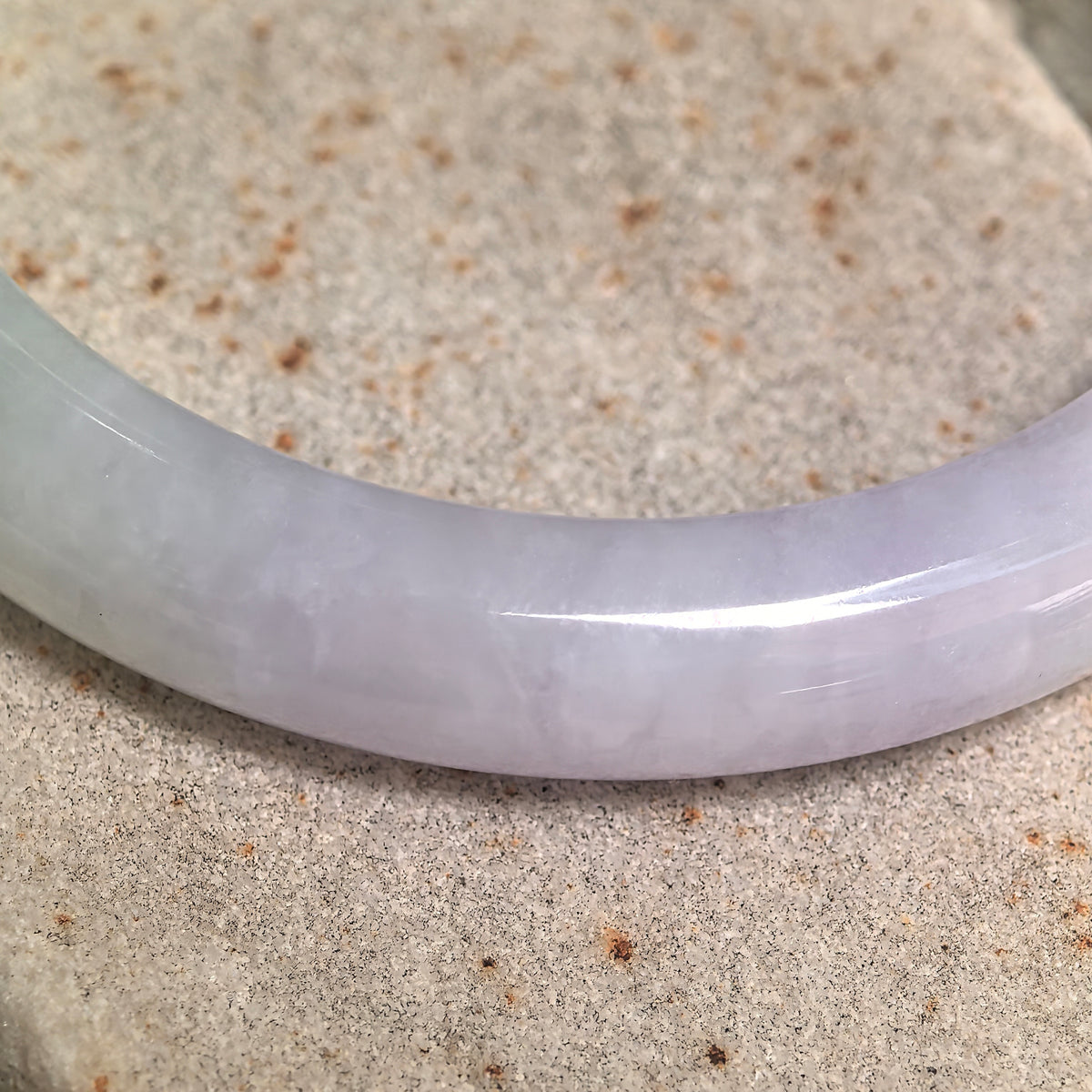 Glutinous Pale Lavender and Light Green D-Shape Jadeite Bangle -52mm