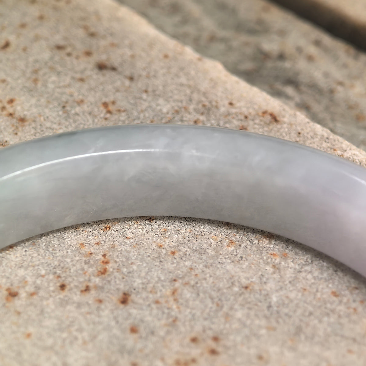 Glutinous Pale Lavender and Light Green D-Shape Jadeite Bangle -52mm