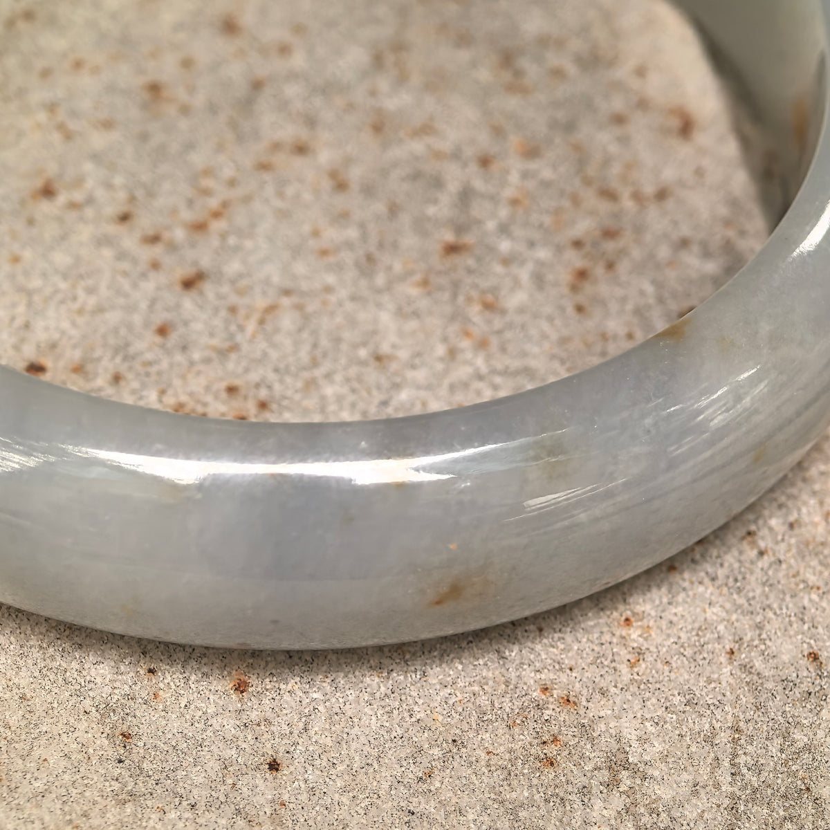 Fine Glutinous Pale White and Green D-Shape Jadeite Bangle with Golden Flecks -59mm