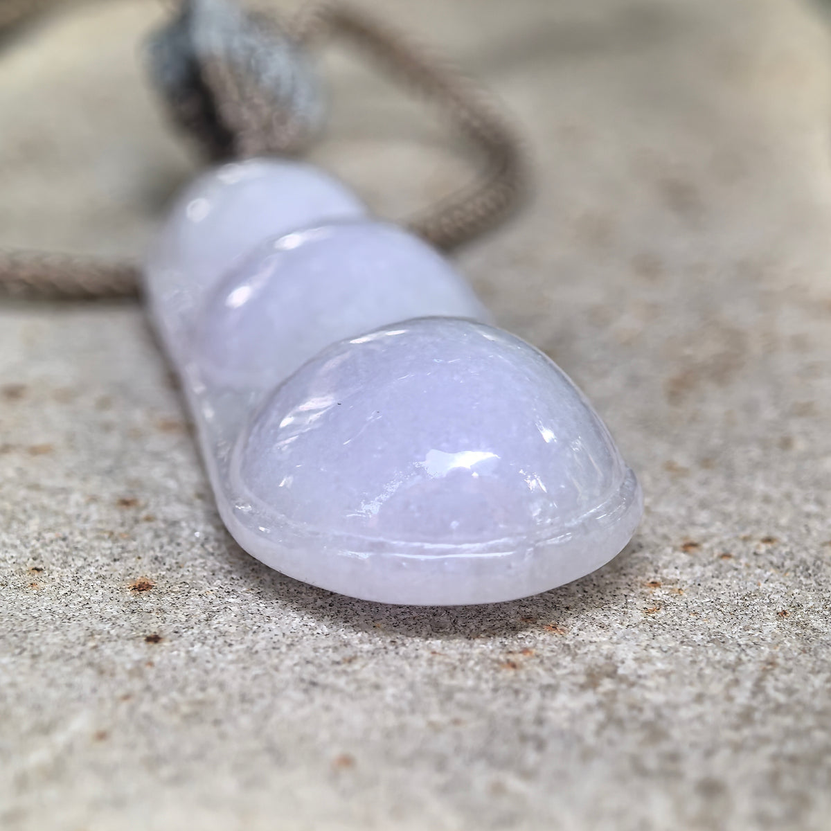 Glutinous Pale Lavender Jadeite Bean Pod Pendant