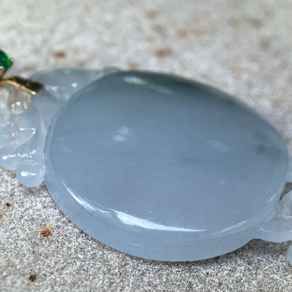 Icy Glutinous Purple Round Jadeite Plain Plaque Pendant with a Movable Heart
