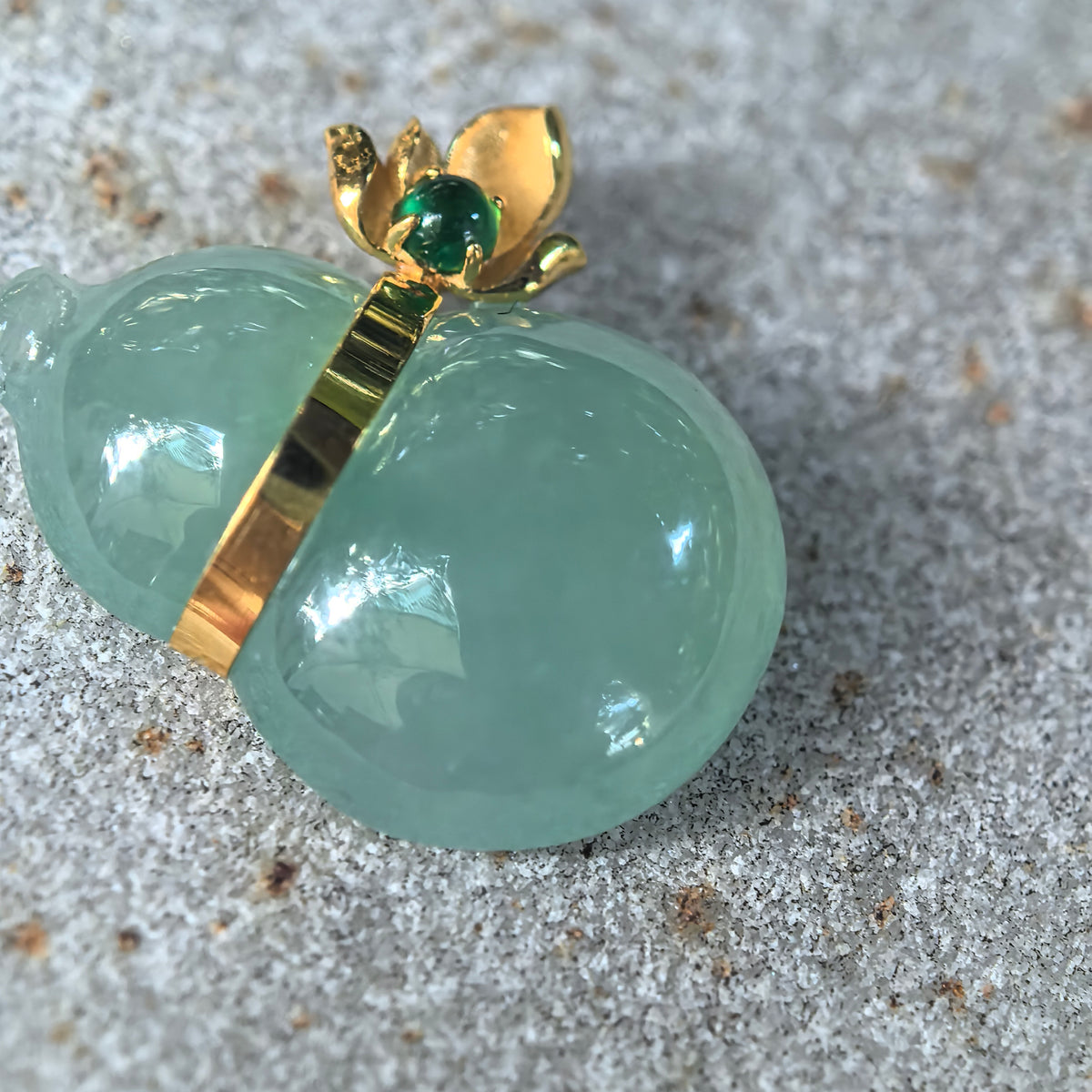 Icy Green Jadeite Horizontal Gourd Pendant in 18K Gold