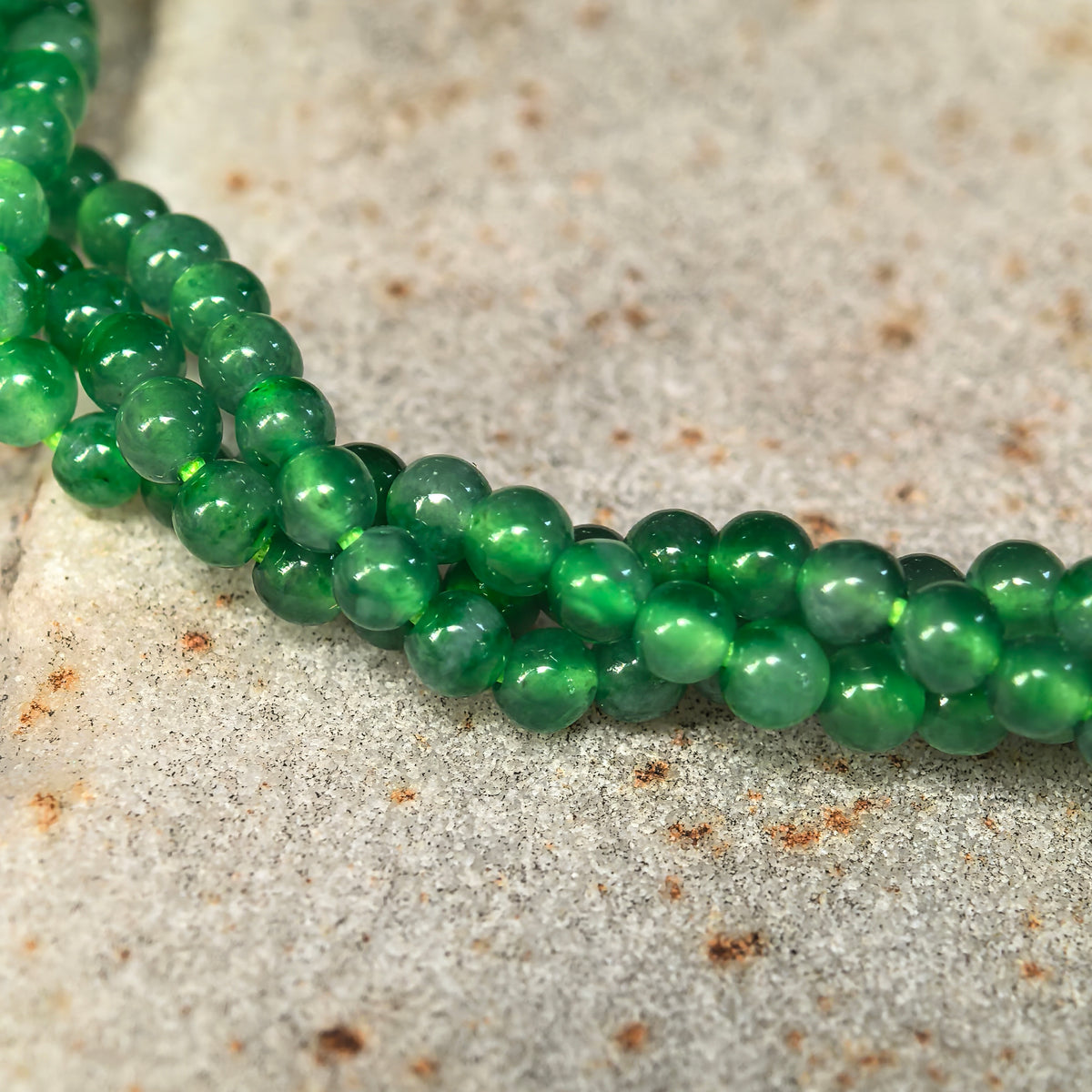 Icy Green Twisted Jadeite Bead Bracelet -3mm