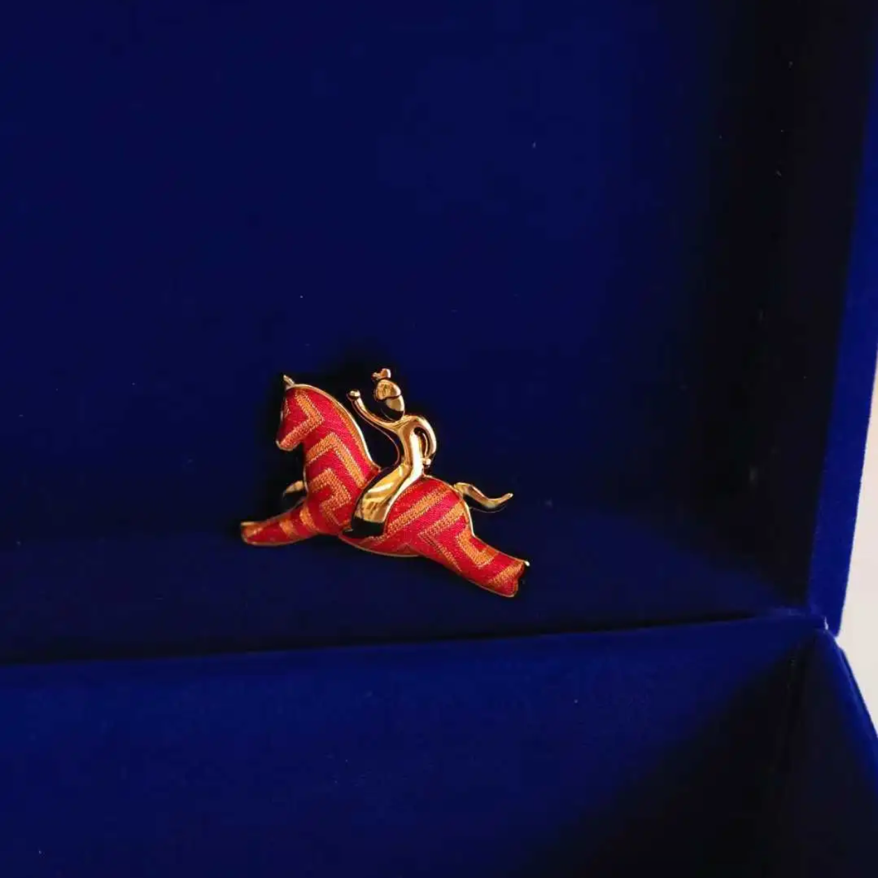 Song Brocade Polo Lady Brooch · Tang Figurine Inspired Design