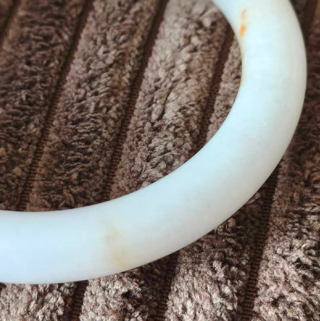 Natural Grade-A Jadeite Golden Splash Round Bangle · Burmese Jade 55mm
