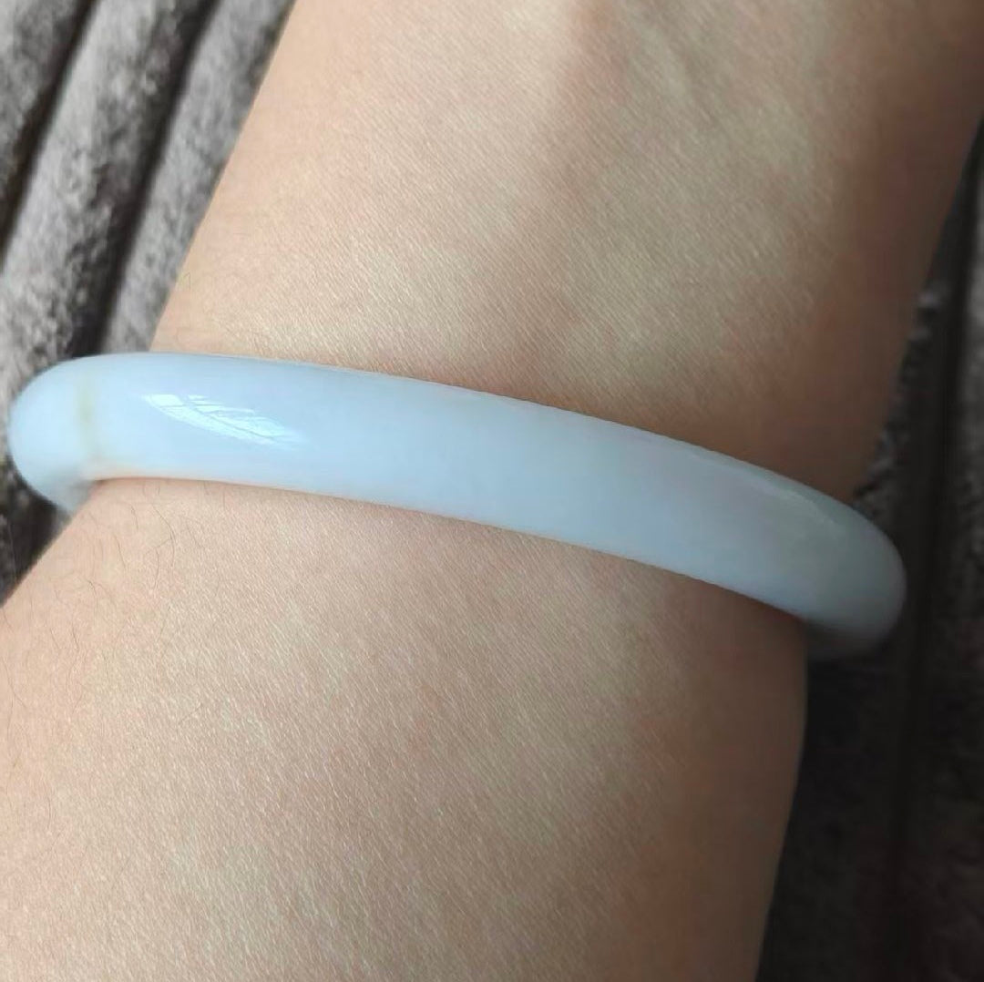 Natural Grade-A Jadeite Golden Splash Round Bangle · Burmese Jade 55mm