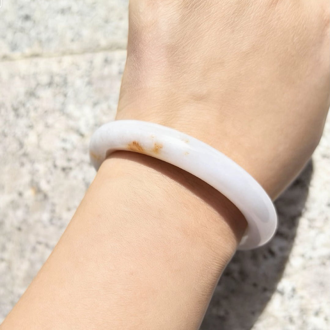 Natural Grade-A Jadeite Golden Splash Round Bangle · Burmese Jade 55mm
